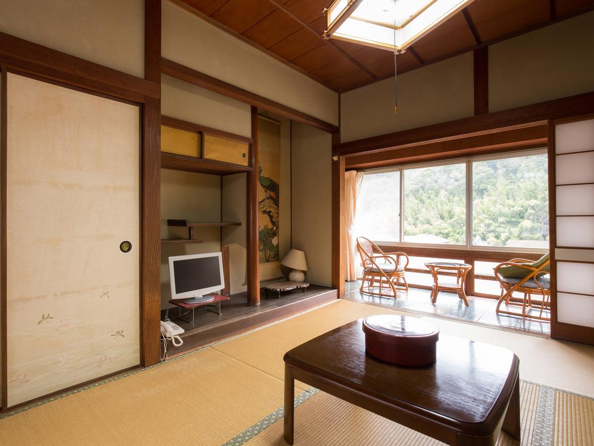 Izumiya Ryokan' Tawarayama Onsen Нагато Экстерьер фото